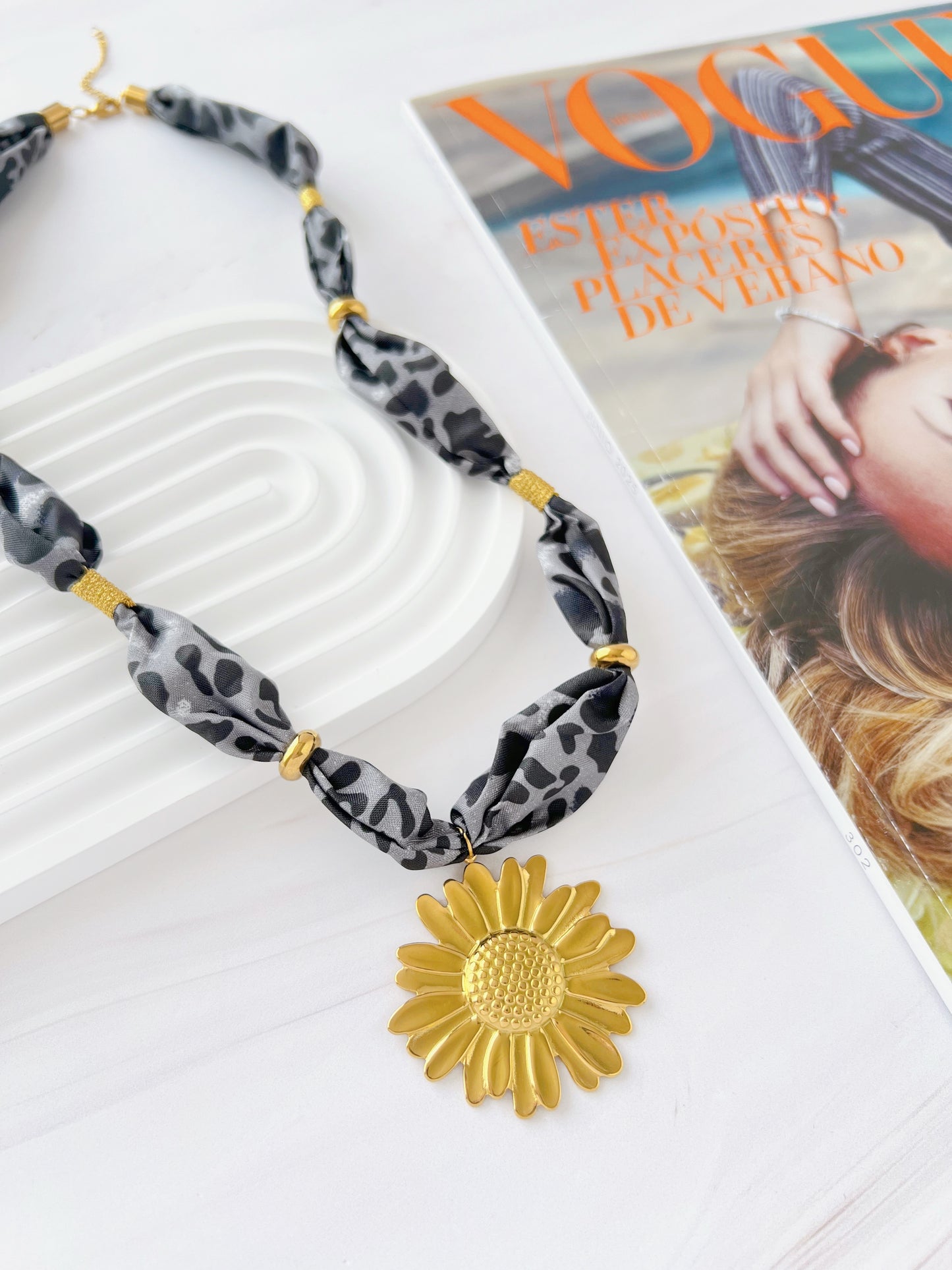 Collar Bandana Flor