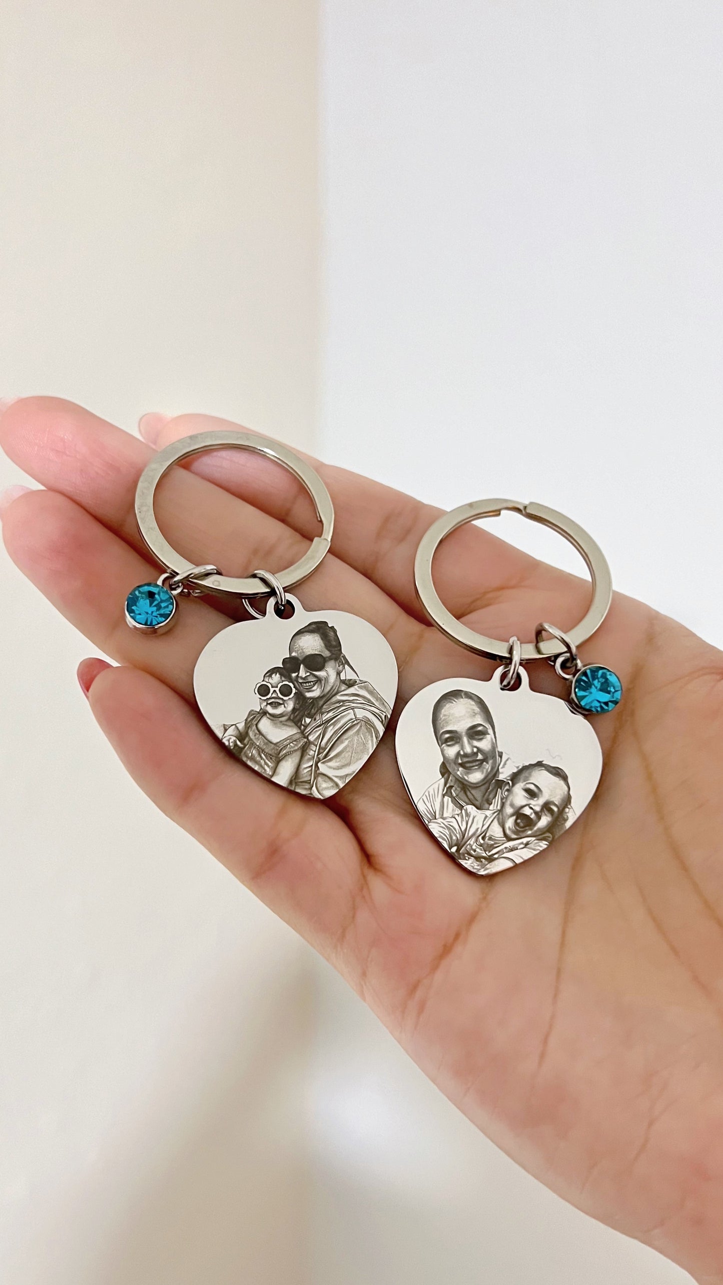Llavero Corazón Personalizado con Zirconia