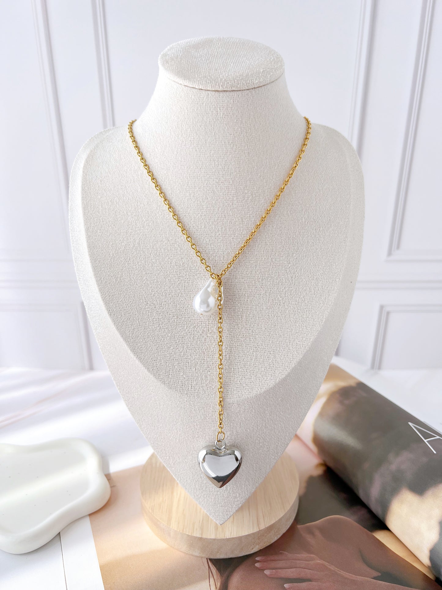 Collar Corbatín Corazón y Perla