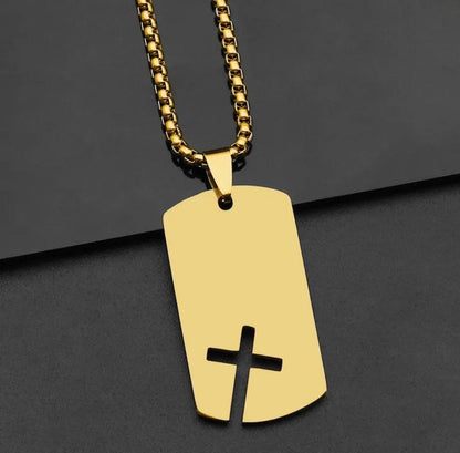 Collar Placa con Cruz