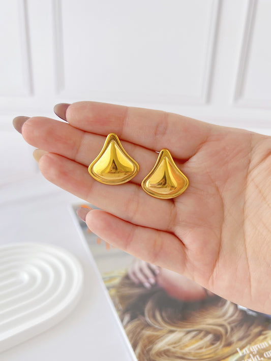 Aretes Triángulo Irregular