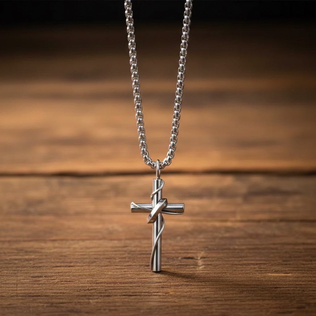 Collar Cruz Entrelazada