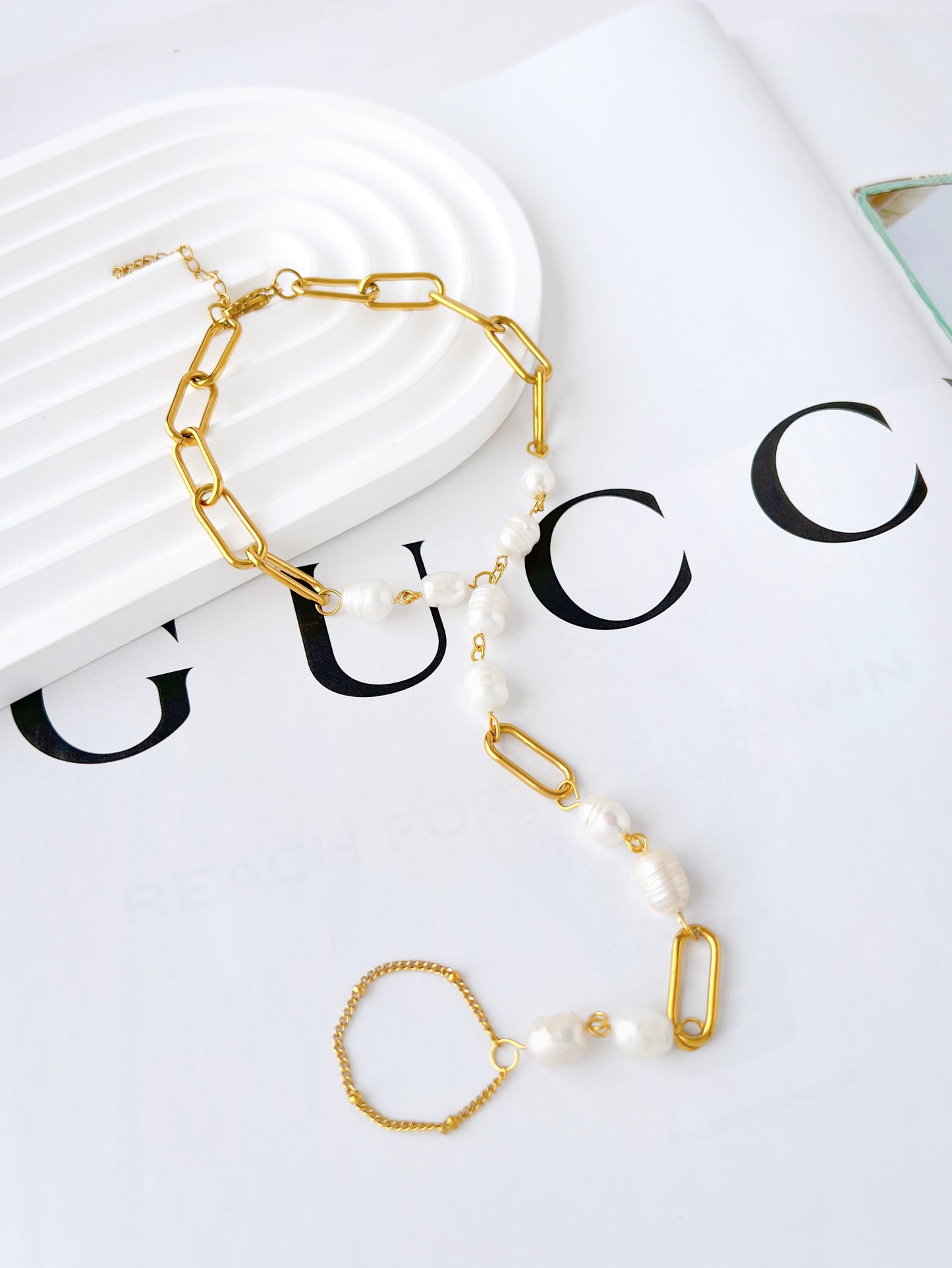 Pulsera de Perlas con Anillo