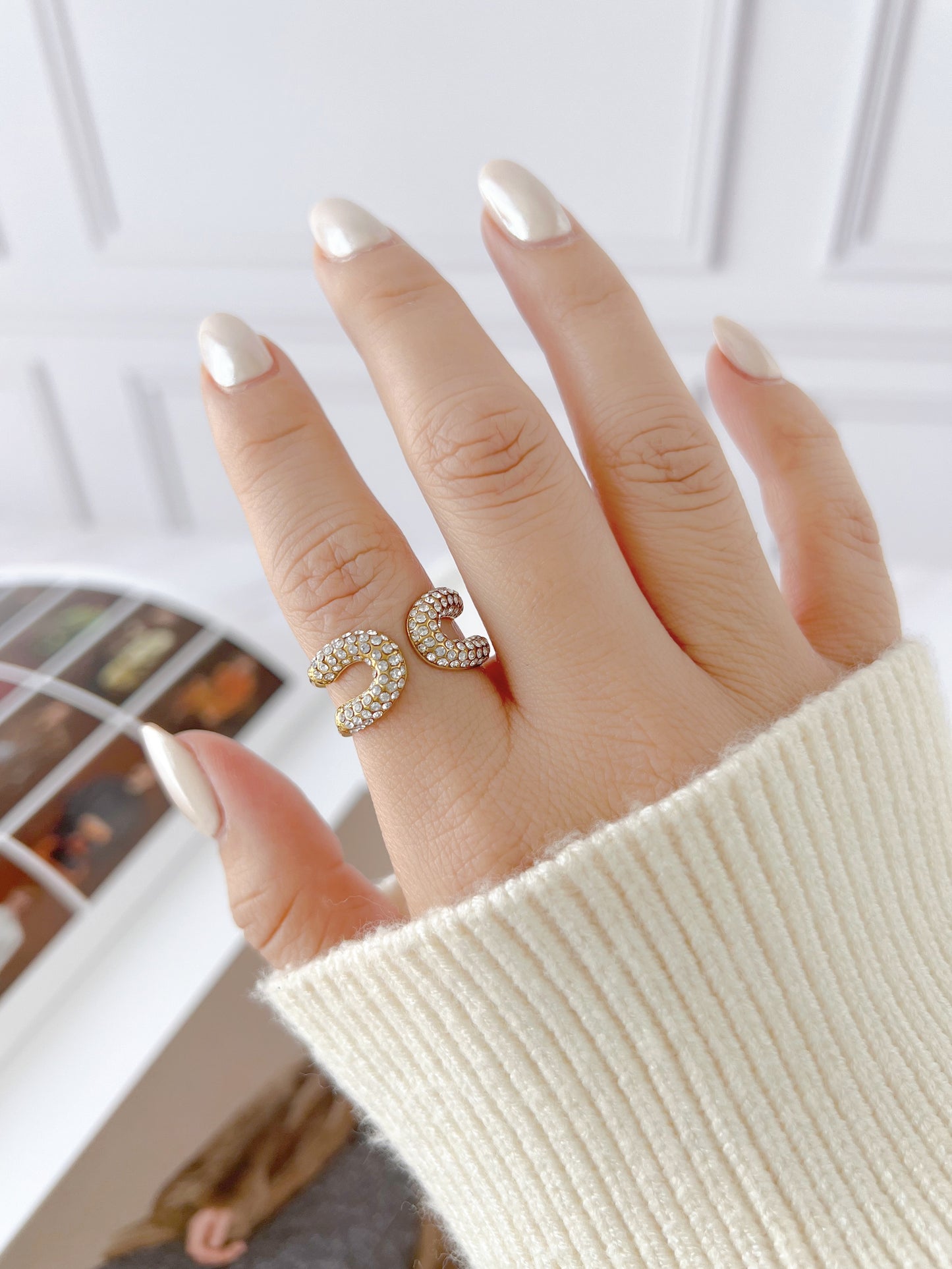 Anillo con Zirconias