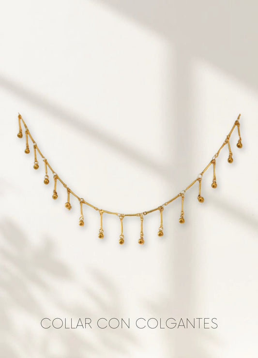 Collar con Colgantes