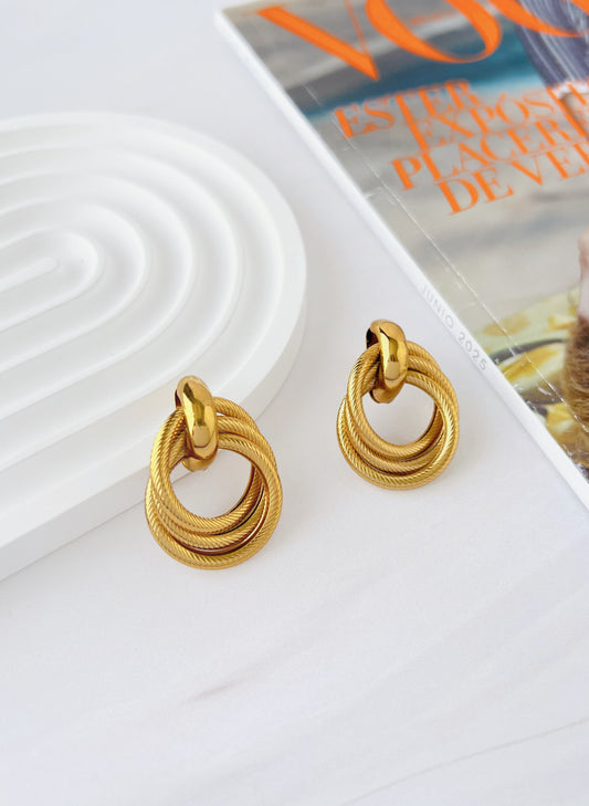 Aretes Triple
