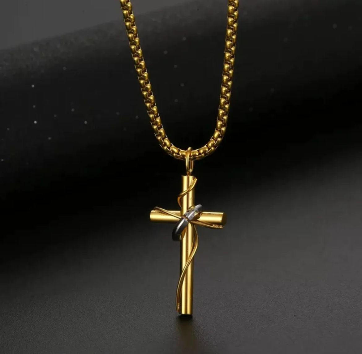 Collar Cruz Entrelazada Bicolor