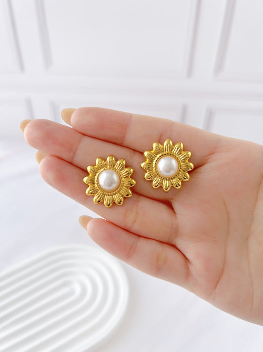 Aretes Flor con Perla