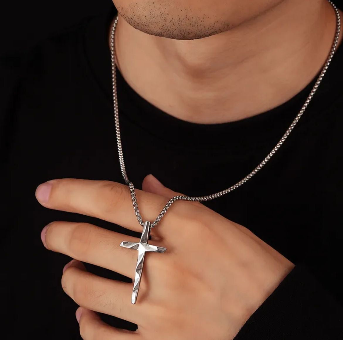 Collar Cruz Irregular