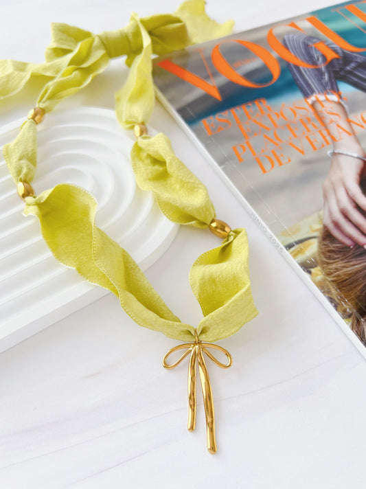 Collar Bandana Moño