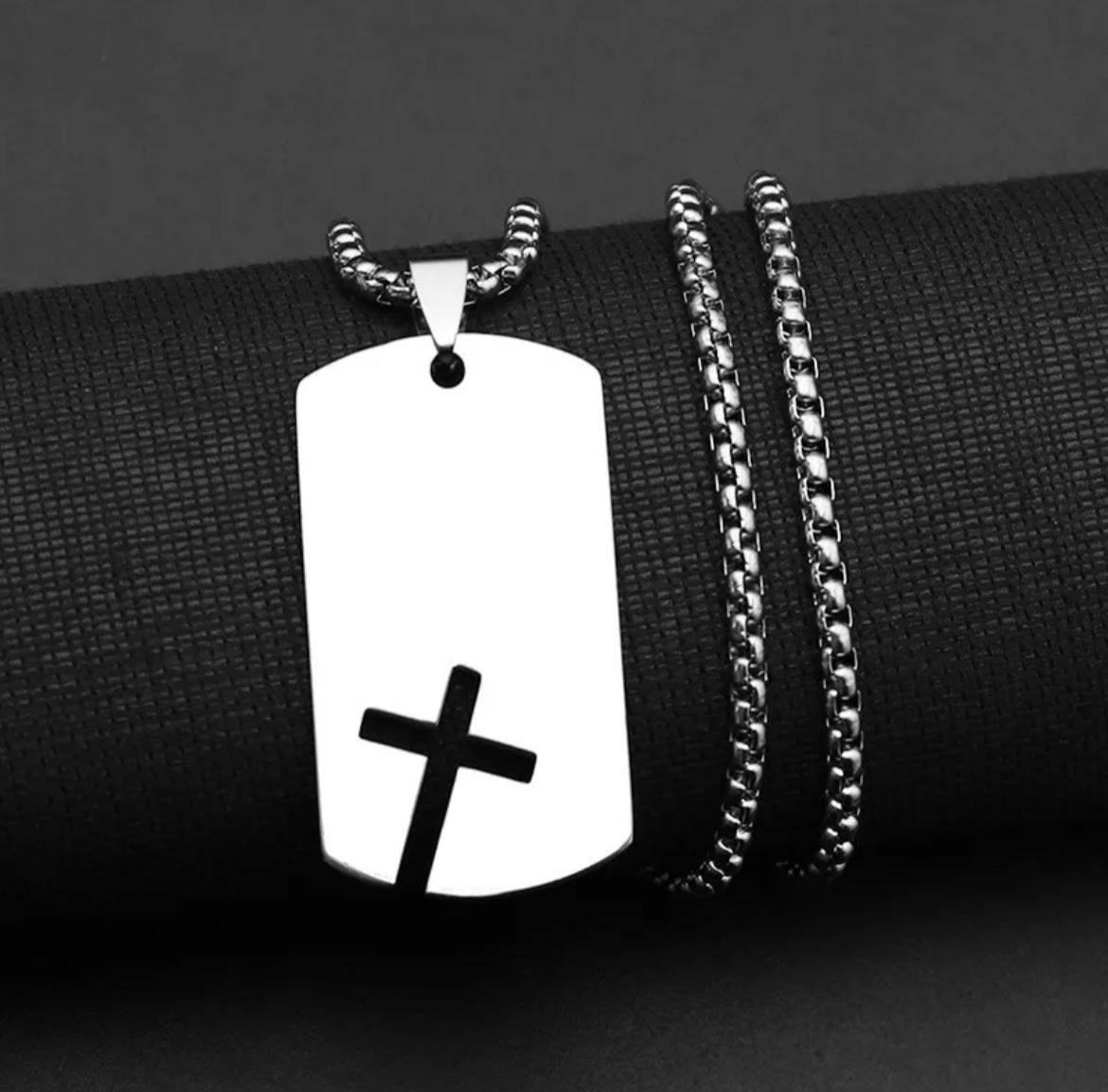 Collar Placa con Cruz