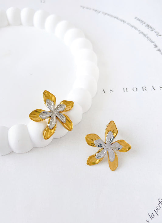 Aretes Doble Flor Bicolor